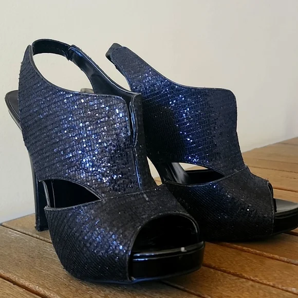 Spring black high heels - Picture 3 of 4